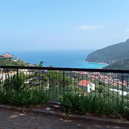 Villino Buganvillea Noli Voze