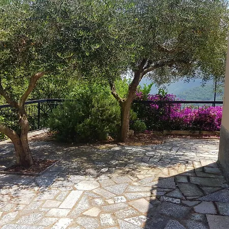 Villino Buganvillea Noli *