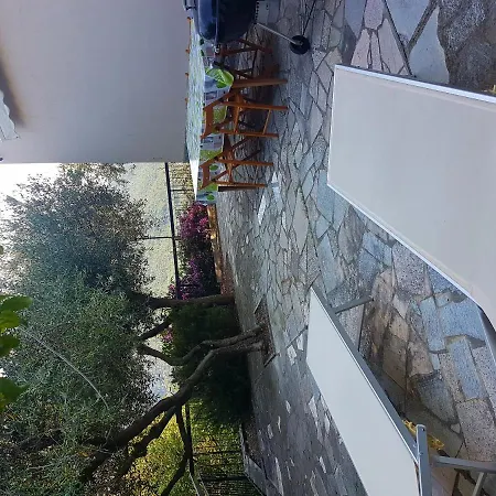 בית נופש Villino Buganvillea Noli