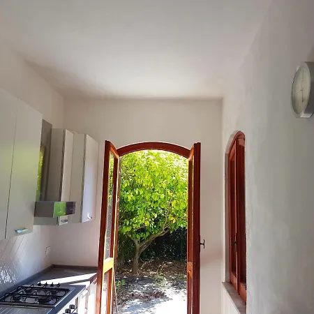 Villino Buganvillea Noli בית נופש