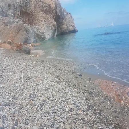 Villino Buganvillea Noli בית נופש Voze