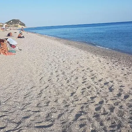 Villino Buganvillea Noli Voze